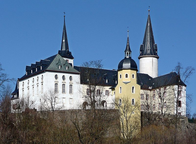 File:Neuhausen (Erzgebirge) - Schloss Purschenstein (01-2).jpg