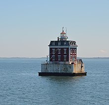 New London Ledge Lighthouse.jpg 