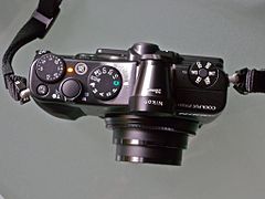 Nikon COOLPIX P7000.jpg