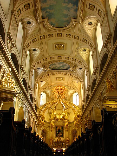 File:Notre-Dame de Quebec, interieur.JPG