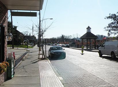 Cómo llegar a Oakmont en transporte público - Sobre el lugar