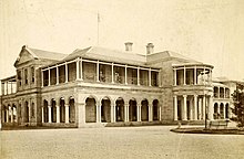 The University of Queensland's former main campus Old-government-house-brisbane-1879.jpg