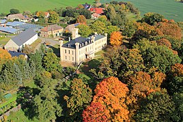 Pülswerda castle with park