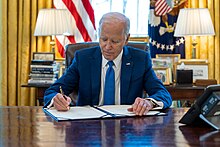 President Biden signing the Disaster Assistance Deadlines Alignment Act P20240318AS-1994 (53610647503).jpg