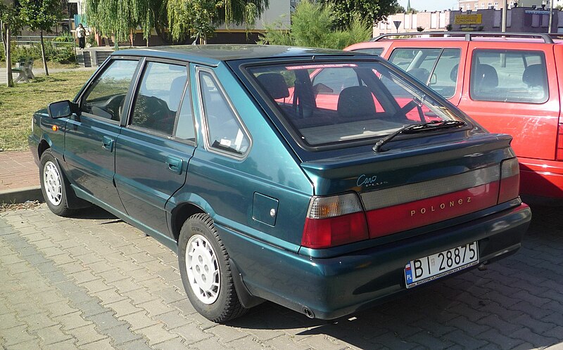 File:POLONEZ CARO PLUSPrzyjaźni.JPG