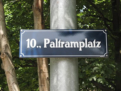 So kommt man zu dem Paltramplatz mit den Öffentlichen - Mehr zum Ort Hier