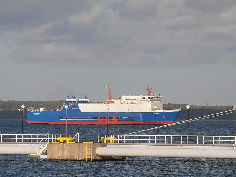 Файл:Panama ULS Ferry 1 Tallinn 16 September 2012.JPG