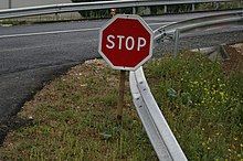 Un autre panneau stop