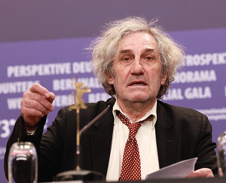 File:Philippe Garrel at press conference, Berlinale 2023.jpg