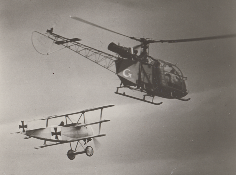 File:Photo helicopter with Triplane.png