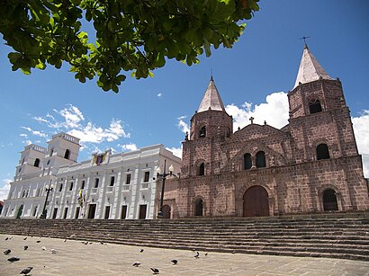 How to get to Piedecuesta with public transit - About the place