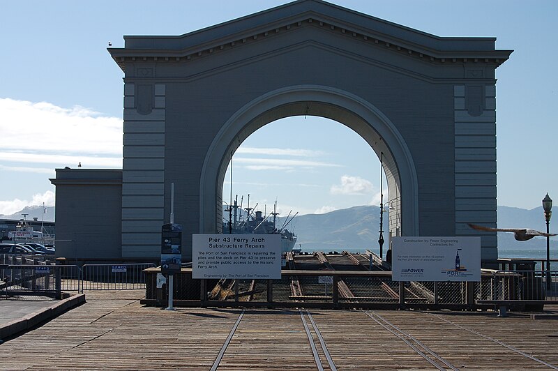 File:Pier 43 Ferry Arch (178802497).jpg