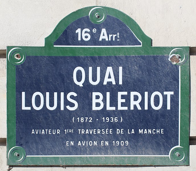 File:Plaque quai Blériot Paris 2.jpg