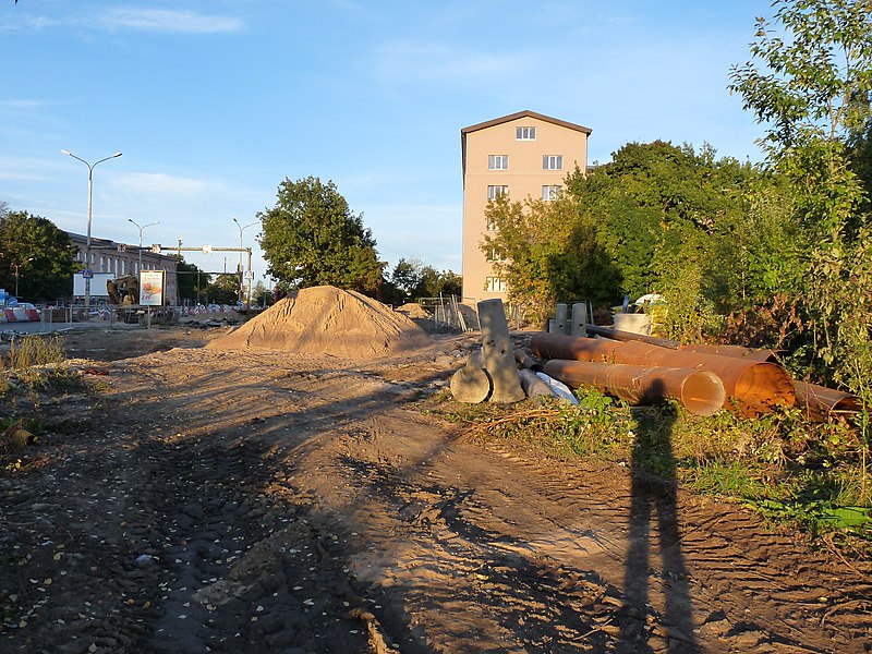 File:Reconstruction of Peterburi tee 029.JPG