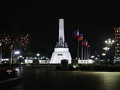 Rizal Park night view, monument