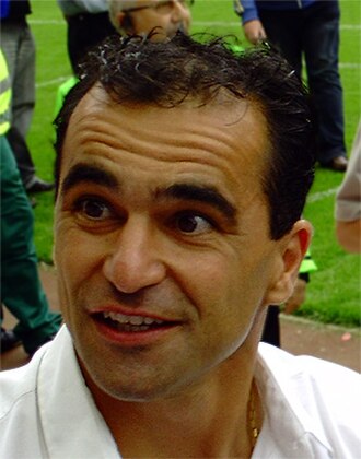 Martínez as manager of Wigan Athletic in 2009