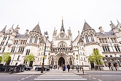 Royal Courts of Justice (42160910002).jpg