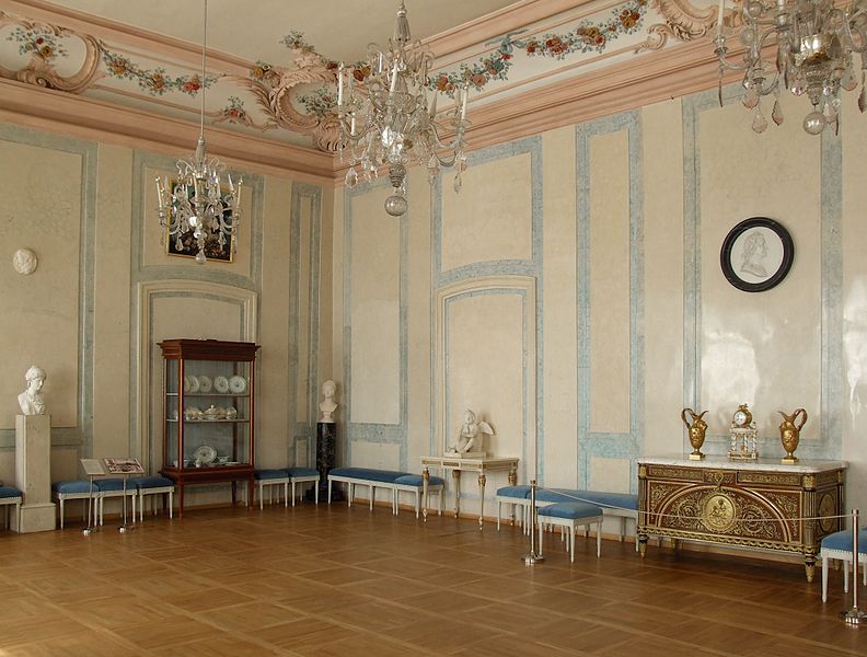 File:Rundāle Palace - the Marble Hall.JPG