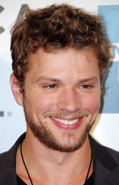 File:Ryan Phillippe 2011 Shankbone 3.JPG