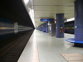 <span class="mw-page-title-main">Stuttgart Feuersee station</span>