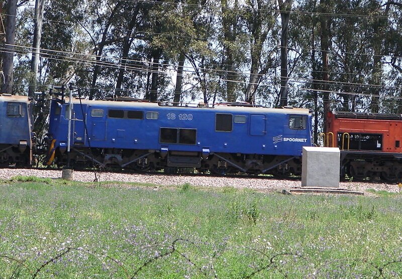 File:SAR Class 18E Series 1 18-120.JPG
