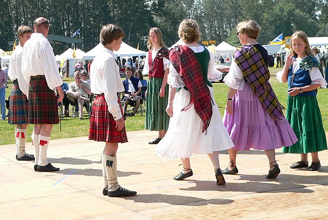 New Women's Square Dance Outfit, 2 X -  Canada