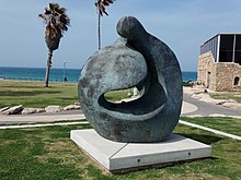 Rescue memorial at Charles Clore Park in Tel Aviv in memory of the salvation of the Jews in Bulgaria. Salvation monument in Tel Aviv.jpg