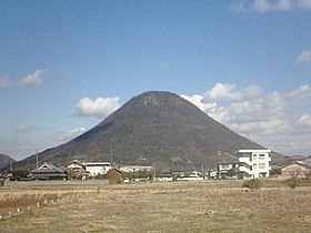 土器川付近から見た讃岐富士