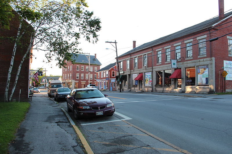 File:Searsport Maine.JPG