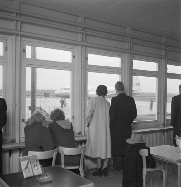 File:Seutula flight terminal 1950 (JOKAUAS4 0-1).tif