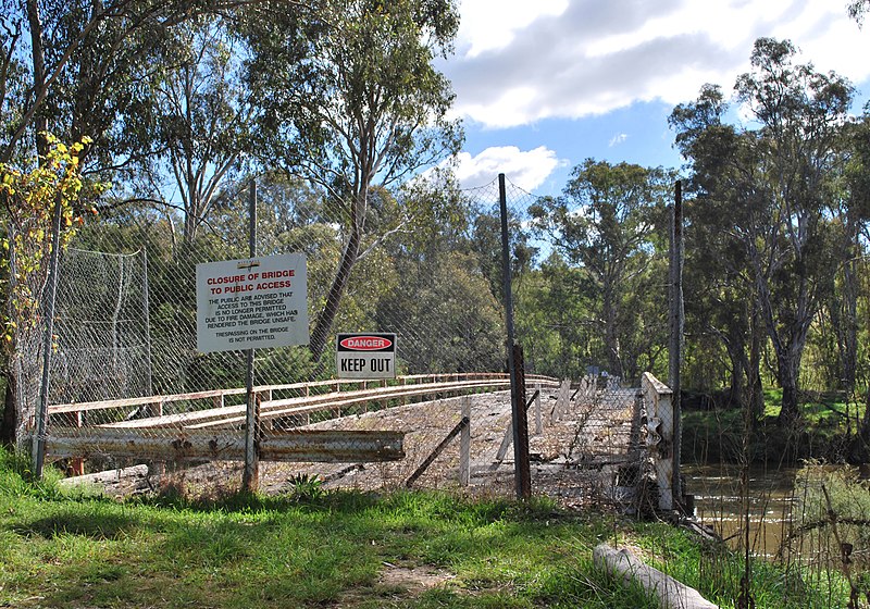 File:Seymour Old Goulburn Bridge 006.JPG