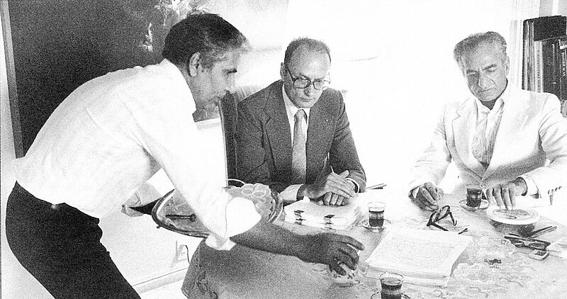 File:Shah Mohammad Reza Pahlavi, Henry Boniet in Cuernavaca, Mexico, 1979.jpg