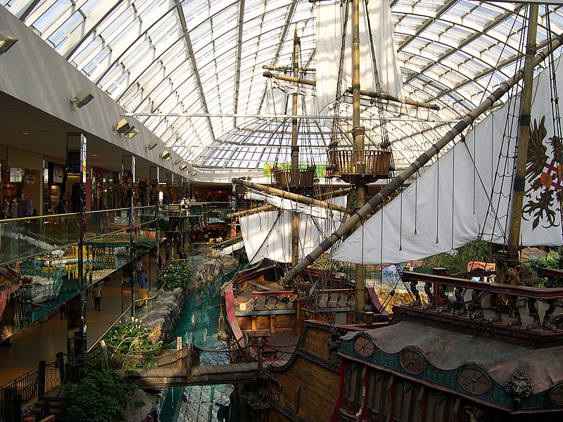 File:Ships inside the WEM.jpg