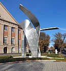 Kunst Im Öffentlichen Raum Im Berliner Bezirk Spandau: Freistehende Einzelplastiken, Stelen, Säulen, Skulpturengruppen, Reliefs, Mosaiken, Historische Brunnen  Zierbrunnen  Trinkbrunnen