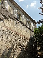 Soissons (02), antiguo obispado (II), vestigio de la muralla galorromana, vista desde el noroeste.jpg