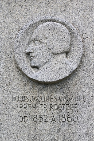 File:Stèle commémorative de Louis-Jacques Casault 55-o.art.pub-stelcomme-02.jpg