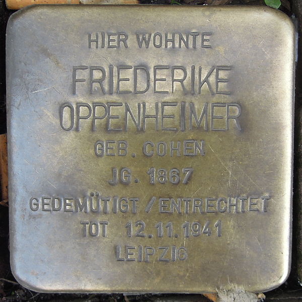 File:Stolperstein Goch Voßstraße 42 Friederike Oppenheimer.JPG