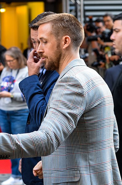 File:TIFF 2018 Ryan Gosling (43716870545) (cropped).jpg