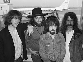 The Byrds, 1970 Dari kiri ke kanan: Roger McGuinn, Skip Battin, Clarence White dan Gene Parsons.