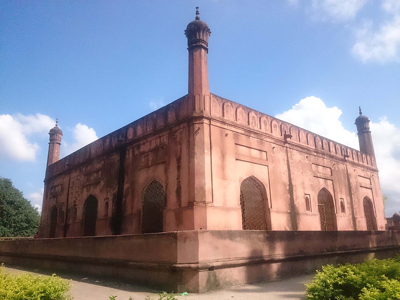 File:Tomb of Shah Niamatullah Wali শাহ নেয়ামত উল্লাহ ওয়ালীর সমাধি (1).jpg