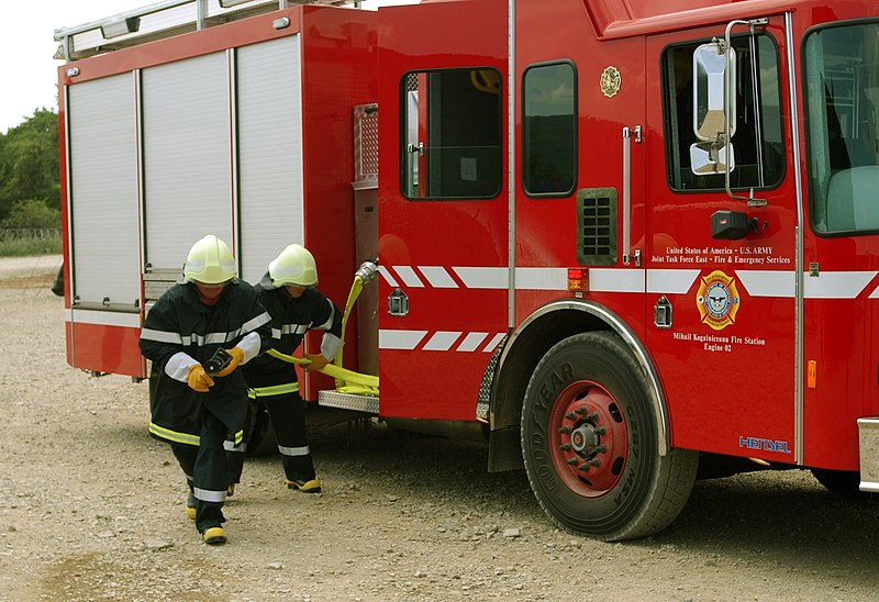 File:Training heats up for firefighters DVIDS194598.jpg