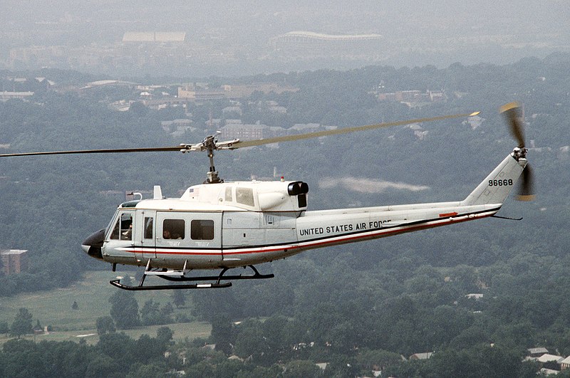 Archivo:UH-1N-6.jpg