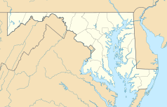 Mapa konturowa stanu Maryland, u góry nieco na prawo znajduje się punkt z opisem „Uniwersytet Johnsa Hopkinsa”