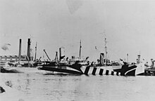 USS Newport News in dazzle camouflage in Philadelphia Navy Yard in June 1918 USS Newport News - 19-N-10398.jpg