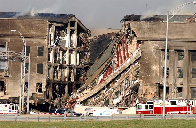 File:US Navy 010911-N-3783H-009 Pentagon damage, Sept. 11, 2001.jpg