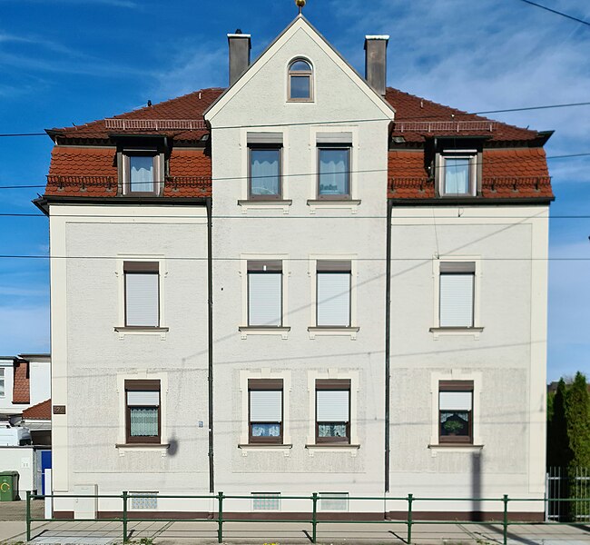 File:Ulmer Straße 124 Augsburg.jpg