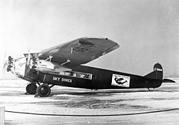 Conduites d'air universelles Fokker F.10 NC5614.jpg