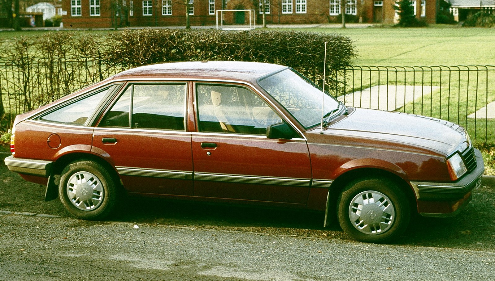 Vauxhall Cavalier mk1