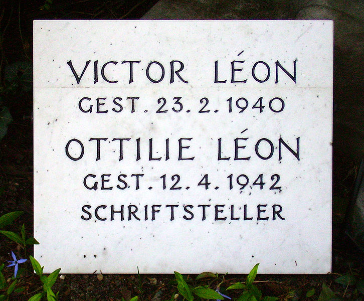 File:Victor Leon Vienna Hietzinger Friedhof detail.jpg