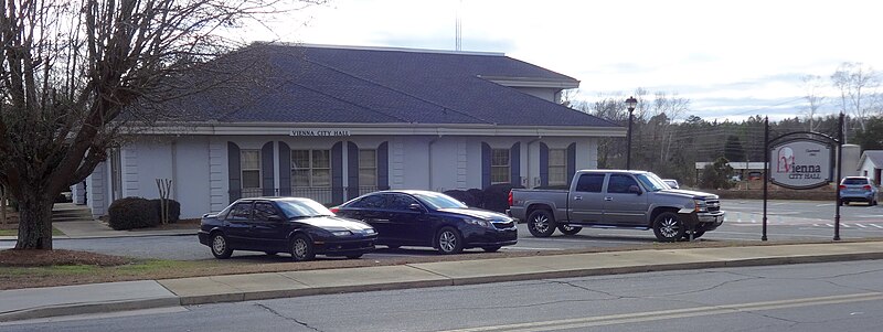 File:Vienna City Hall, Georgia.JPG